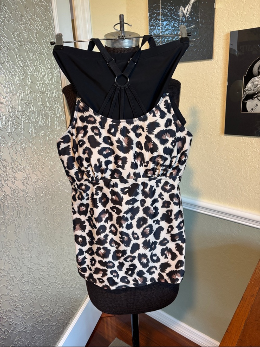Leopard Print Spaghetti Strap Tankini Top and bottoms M